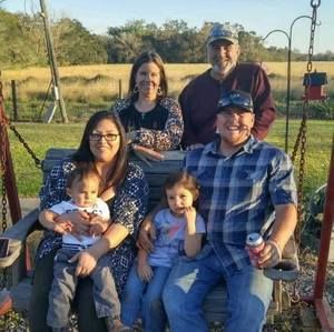 Meet your Posher, Dustin